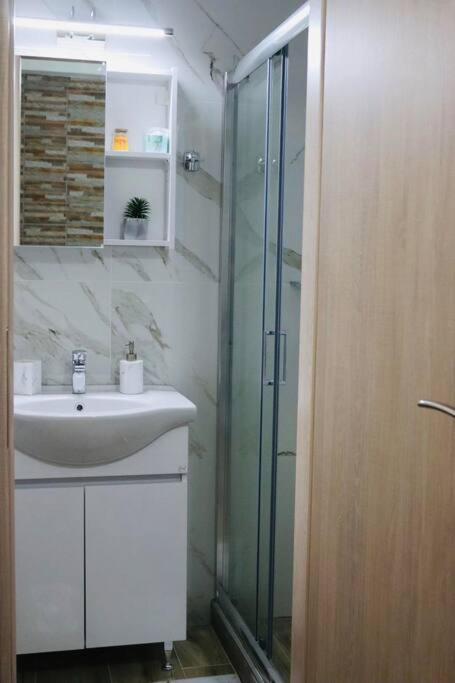 Corali Luxury Apartment Malaki